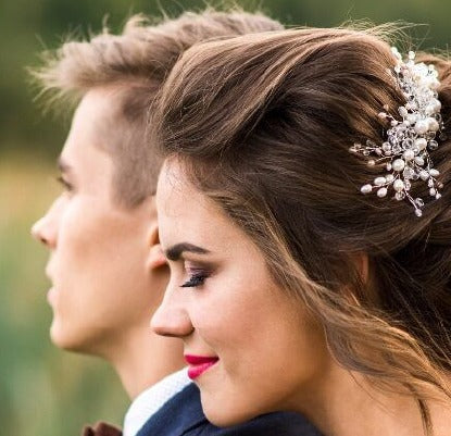 Cabelo de casamento: o kit de estilo de emergência ideal para o seu grande dia!