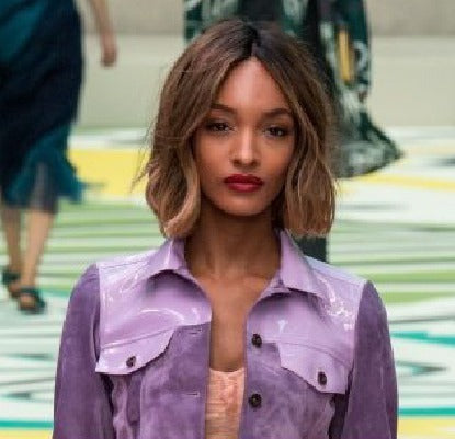 Cortes de cabelo curtos: confinados aos cabelos lisos?