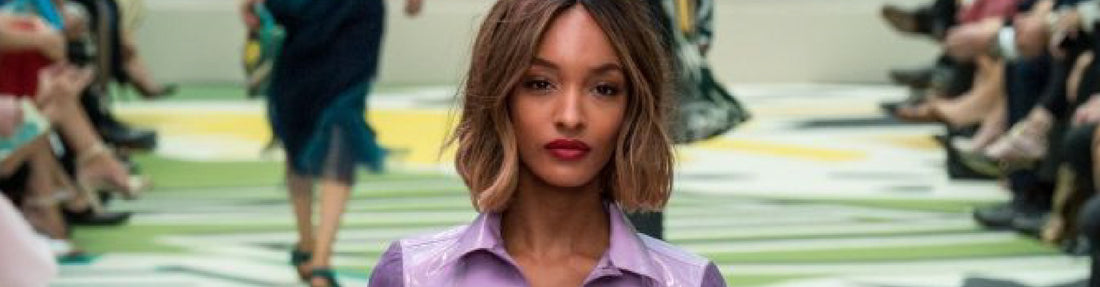 Cortes de cabelo curtos: confinados aos cabelos lisos?