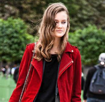Como realizar cachos grandes quando se tem o cabelo liso?