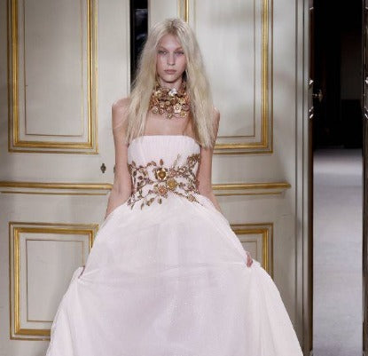 Penteados de noiva: 3 sugestões para um casamento glam'rock